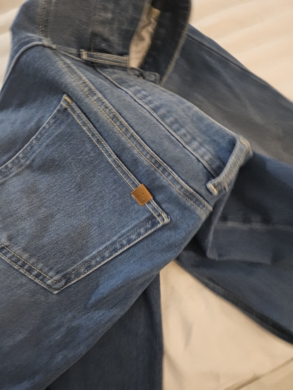 NWT Wide-Leg Halara Jeans - Picture 9 of 9
